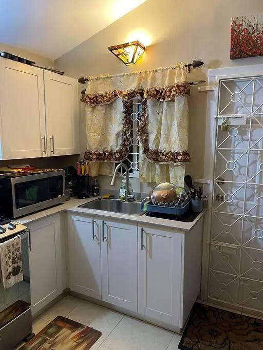 Cheerful 2Bedroom 1Bath, Wifi, Air Conditioning Montego Bay