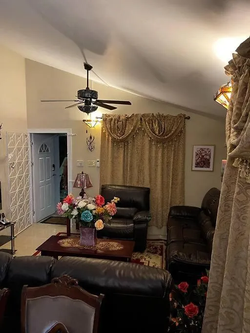 Cheerful 2Bedroom 1Bath, Wifi, Air Conditioning Montego Bay 0*,