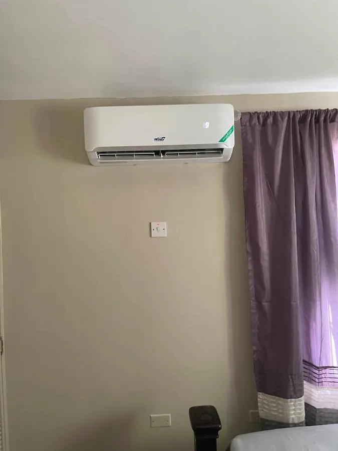 Cheerful 2Bedroom 1Bath, Wifi, Air Conditioning Montego Bay Holiday home